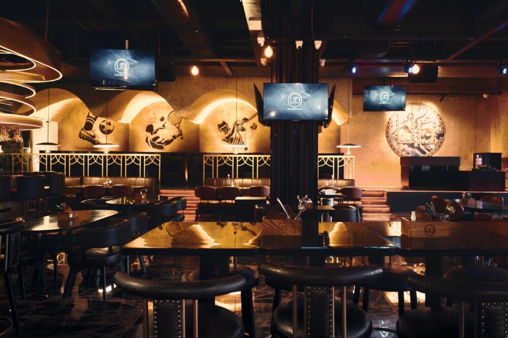 Underdoggs_Interior_-_Day_29-transformed